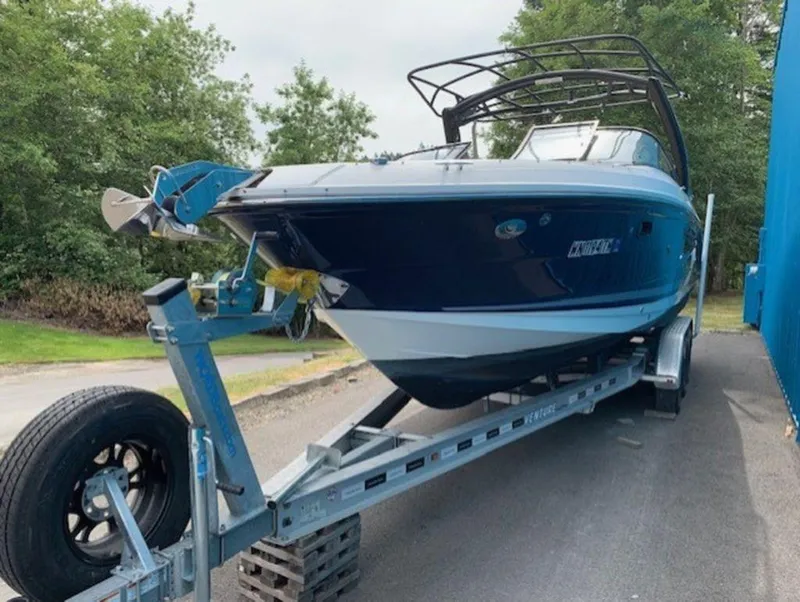 Slide: The Image of Sea Ray SLX 280 2017 - 3