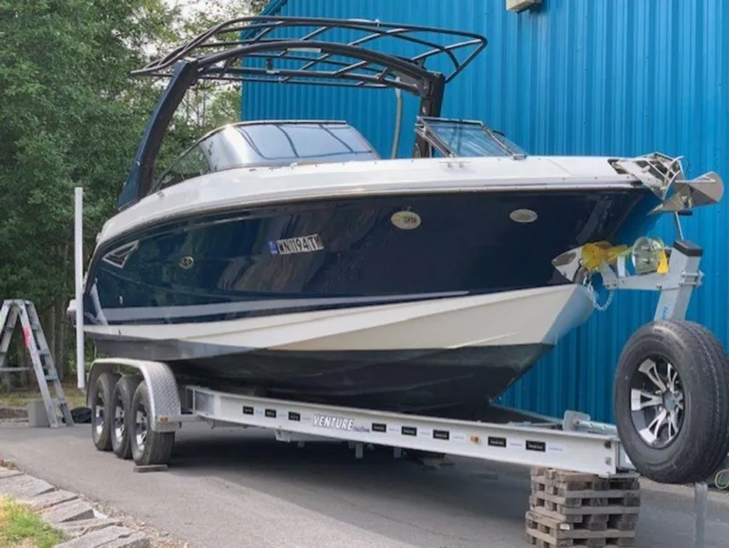 Slide: The Image of Sea Ray SLX 280 2017 - 4