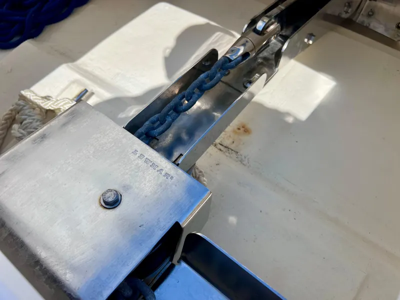 Slide: The Image of World Cat 400 CC-X 2022 - 72