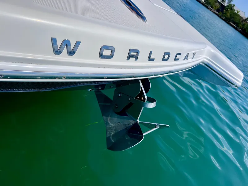 Slide: The Image of World Cat 400 CC-X 2022 - 73