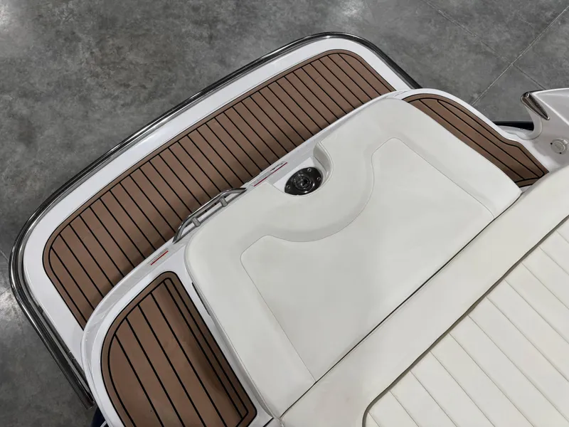 Slide: The Image of 2007 Cobalt 272 BR boat with teak swim platform and white upholstery. - 10