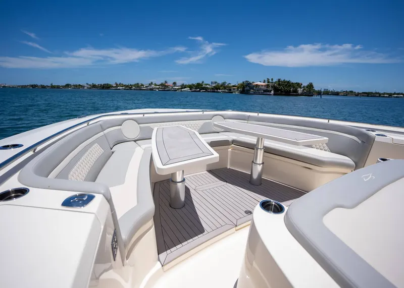 Slide: The Image of Scout 530 LXF 2026 - 31