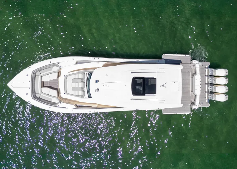Slide: The Image of Scout 530 LXF 2027 - 10