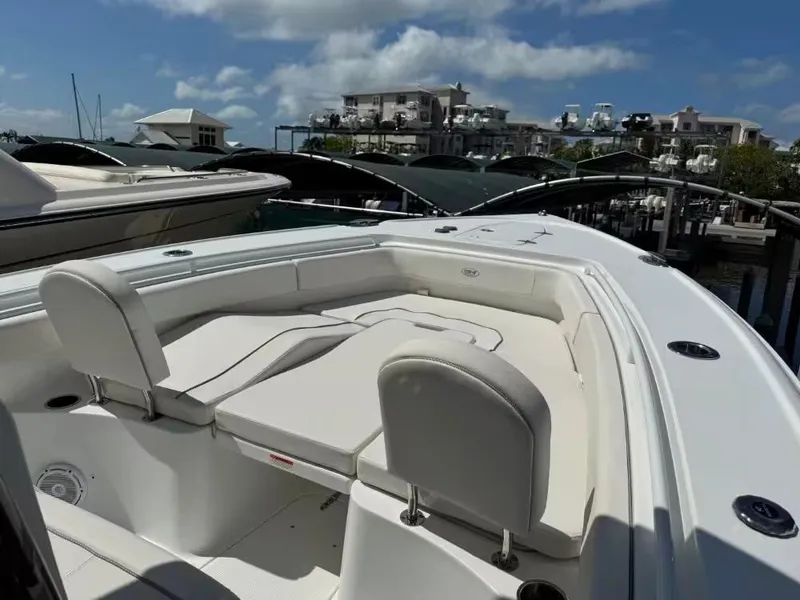 Slide: The Image of Sea Hunt Ultra 275 SE 2023 - 17