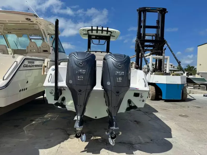 Slide: The Image of Sea Hunt Ultra 275 SE 2023 - 4