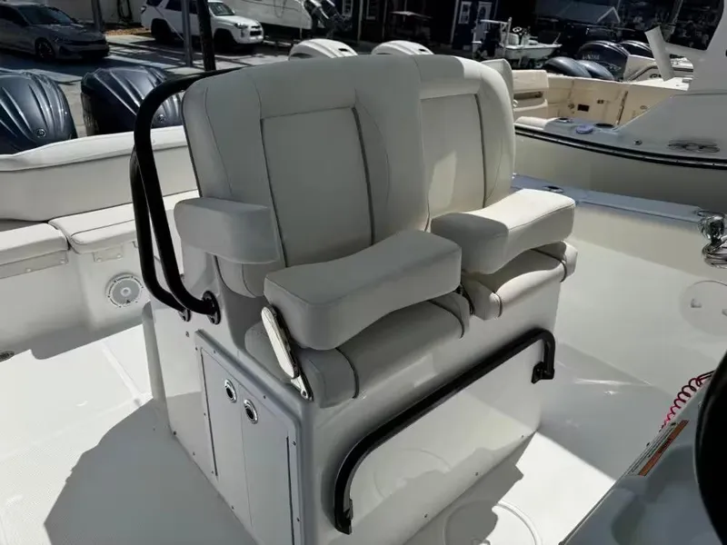 Slide: The Image of Sea Hunt Ultra 275 SE 2023 - 9