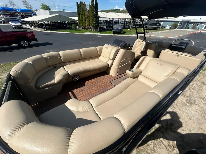 Slide: The Image of Brunswick Boat Group SOLSTICE 240 2019 - 17