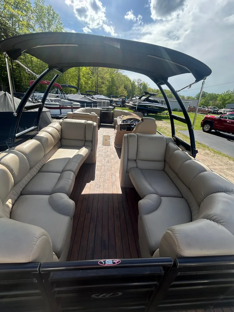 Slide: The Image of Brunswick Boat Group SOLSTICE 240 2019 - 7