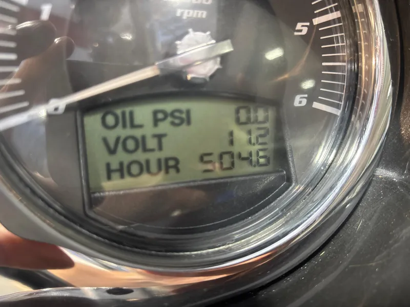 Slide: The Image of Malibu Wakesetter 23 LSV 2012 - 14