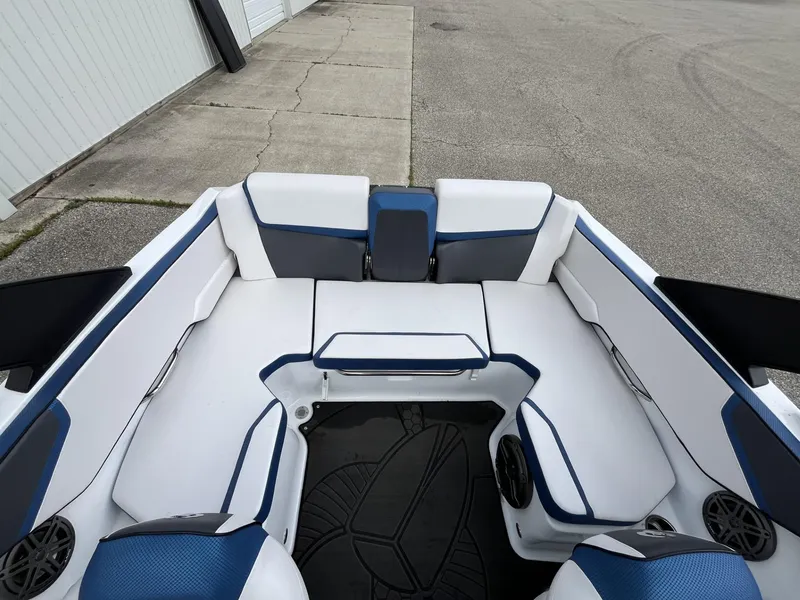 Slide: The Image of Scarab Jet 2023 - 11