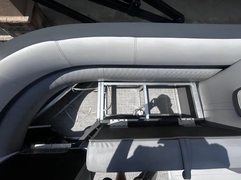 Slide: The Image of Avalon LSZ VRB23T DX 2025 - 12