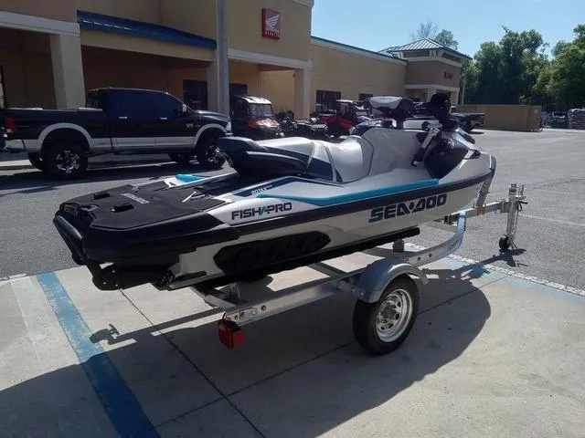 Slide: The Image of Sea-Doo FISH PRO 2025 - 15