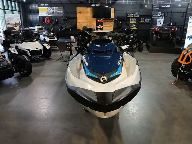 Slide: The Image of Sea-Doo FISH PRO 2025 - 18