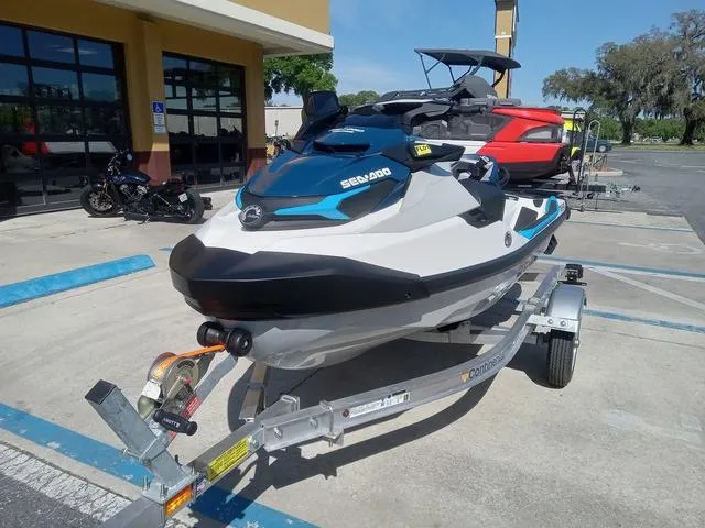 Slide: The Image of Sea-Doo FISH PRO 2025 - 6