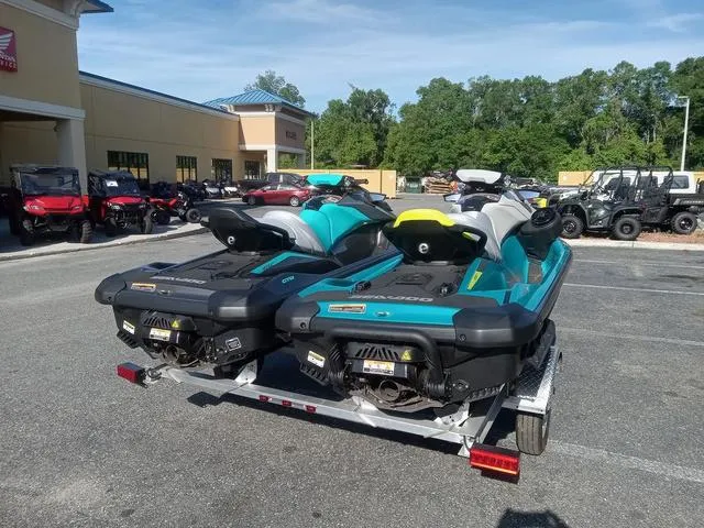 Slide: The Image of Sea-Doo GTI 2025 - 10