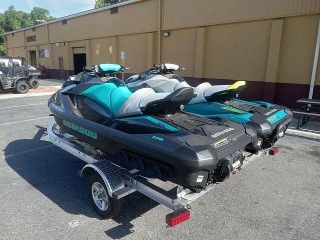 Slide: The Image of Sea-Doo GTI 2025 - 15
