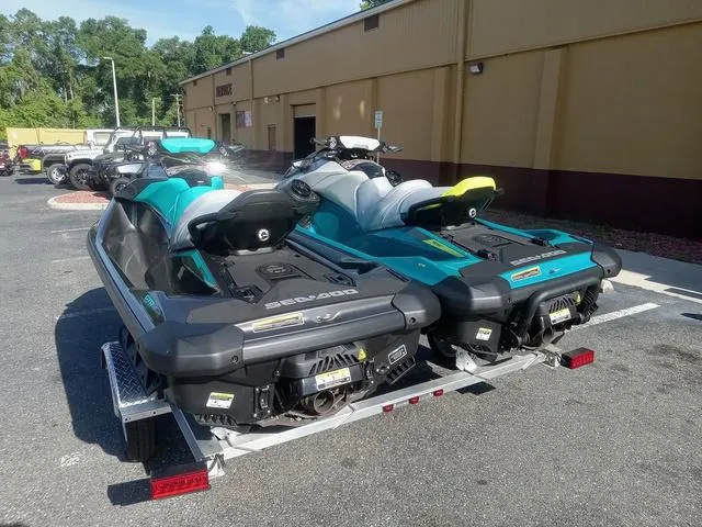 Slide: The Image of Sea-Doo GTI 2025 - 16