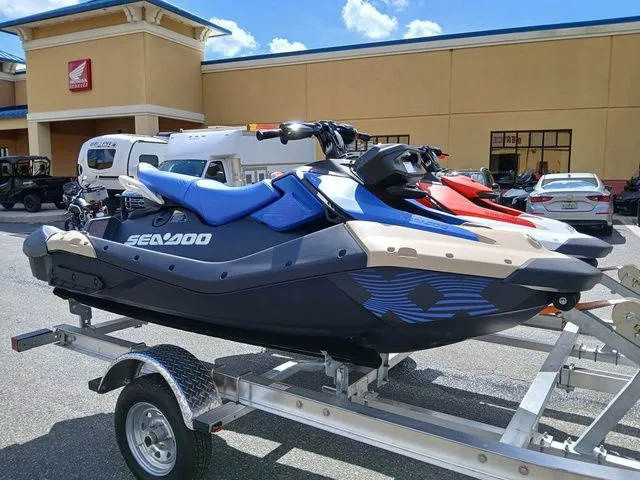 Slide: The Image of Sea-Doo Spark Trixx for 3 2025 - 12