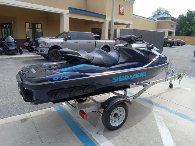 Slide: The Image of Sea-Doo GTX 230 2025 - 11