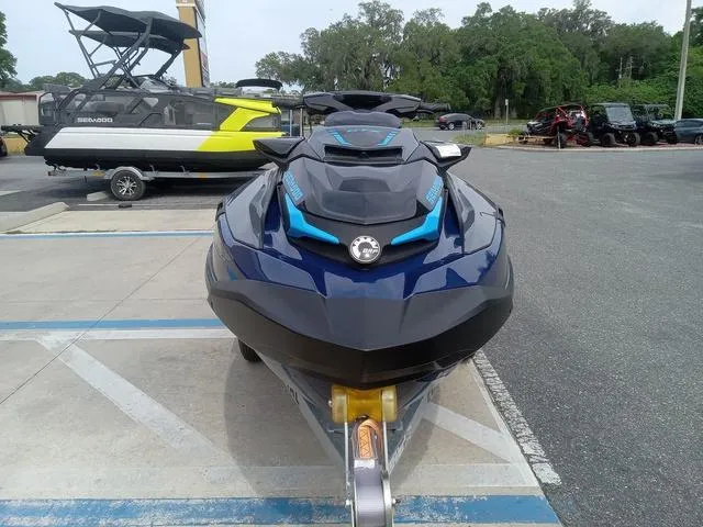 Slide: The Image of Sea-Doo GTX 230 2025 - 5