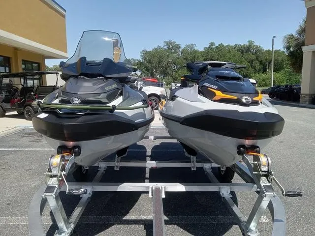 Slide: The Image of Sea-Doo FISH PRO 2025 - 5