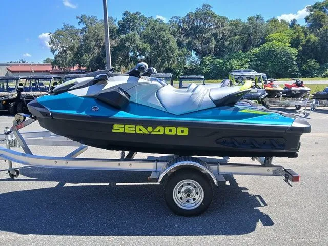 Slide: The Image of Sea-Doo GTI 2025 - 3