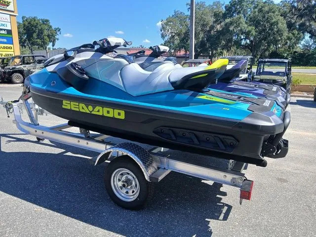 Slide: The Image of Sea-Doo GTI 2025 - 4