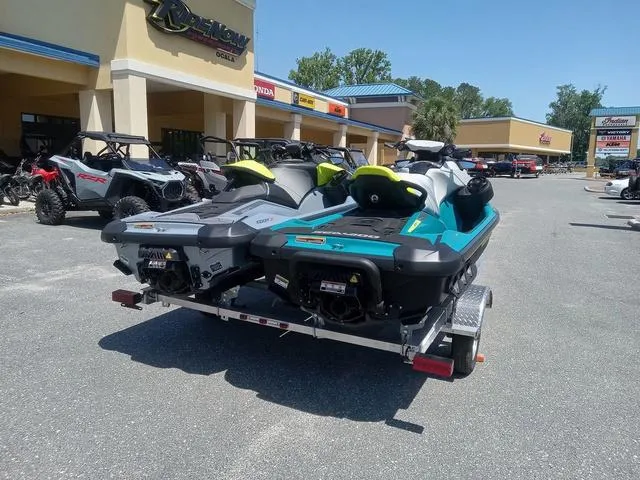 Slide: The Image of Sea-Doo GTI 2025 - 10