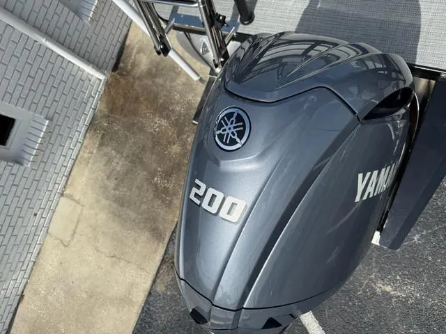 Slide: The Image of Veranda Vista Sport RC VS22RC 2025 - 17