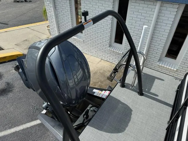 Slide: The Image of Veranda Vista Sport VS 22 RC 2025 - 16