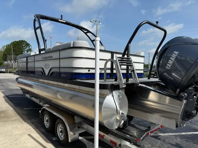 Slide: The Image of Veranda Vista Sport VS 22 RC 2025 - 6