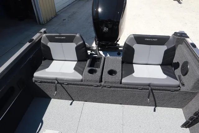 Slide: The Image of Crestliner 1750 Fish Hawk WT SE 2022 - 8