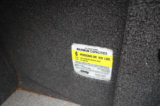 Slide: The Image of Crestliner 1750 Fish Hawk WT 2019 - 10