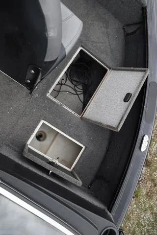 Slide: The Image of Crestliner 1750 Fish Hawk WT 2019 - 18