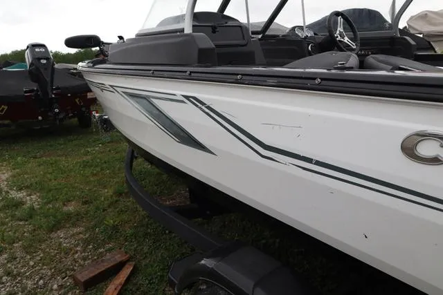 Slide: The Image of Crestliner 1750 Fish Hawk WT 2019 - 3