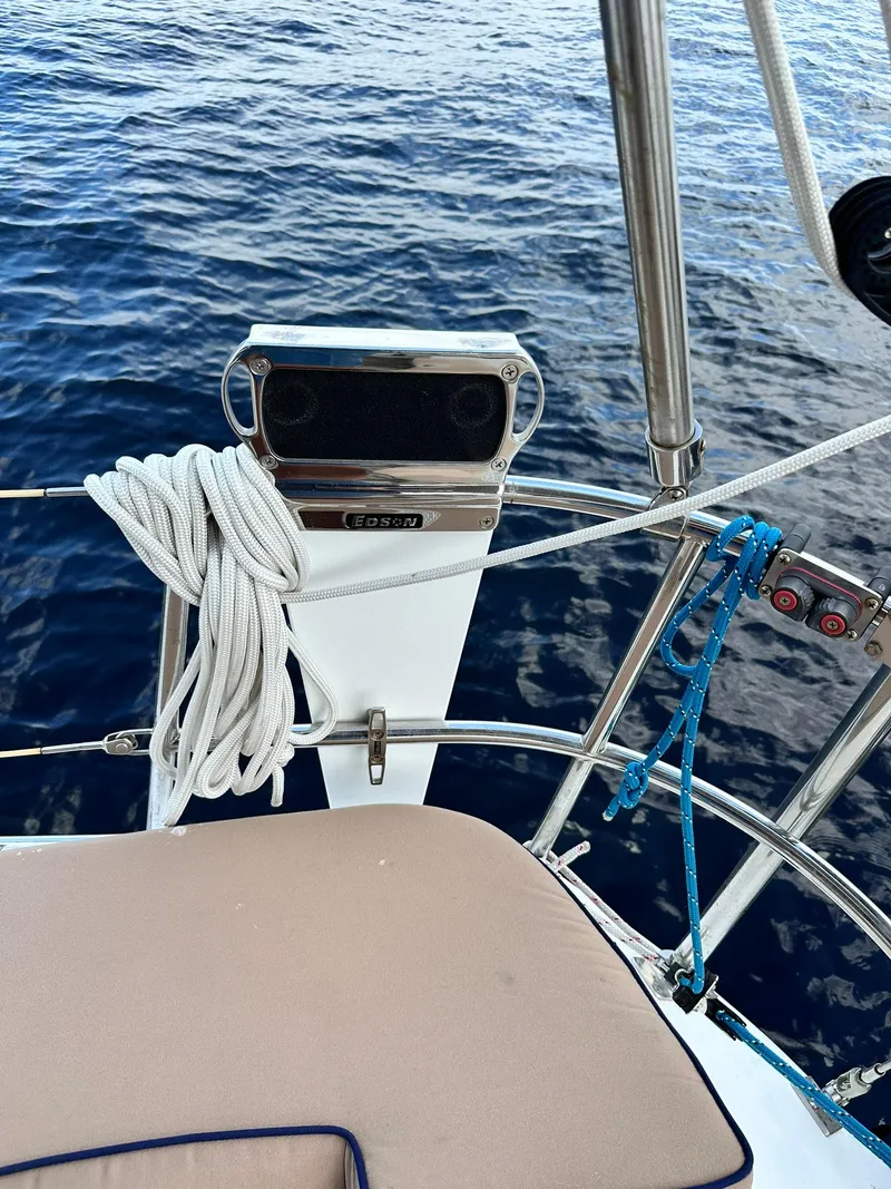 Slide: The Image of 2011 Jeanneau Sun Odyssey 45 DS sailboat deck with ropes and ocean view. - 29