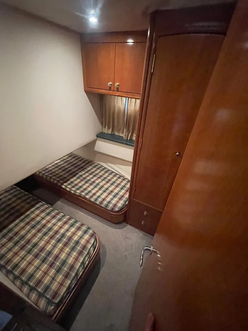 Slide: The Image of Carver 506 Motor Yacht 2000 - 78