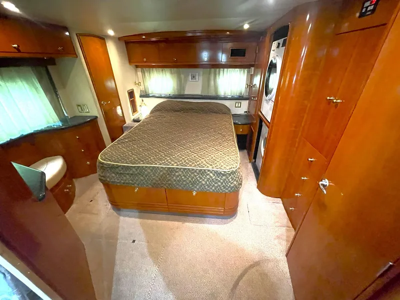 Slide: The Image of Carver Yachts 506 Motor Yacht 2000 - 53