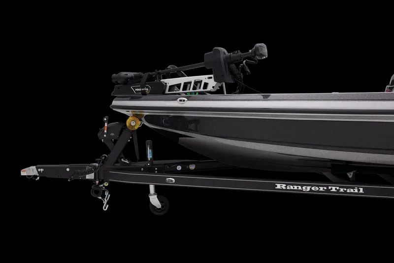 Slide: The Image of Ranger Boats Z520R 2025 - 25