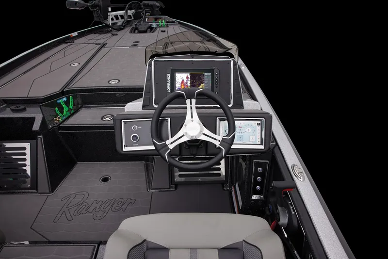 Slide: The Image of Ranger Boats Z520R 2025 - 46