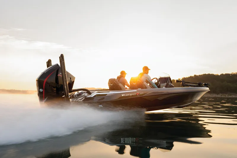 Slide: The Image of Ranger Boats Z520R 2025 - 87