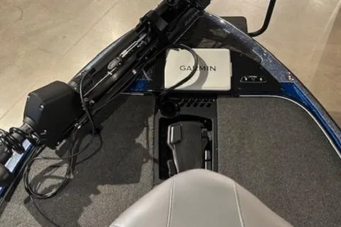 Slide: The Image of 2025 Nitro Z20 XL Pro boat with Garmin navigation system, featuring sleek design and advanced technology. - 19