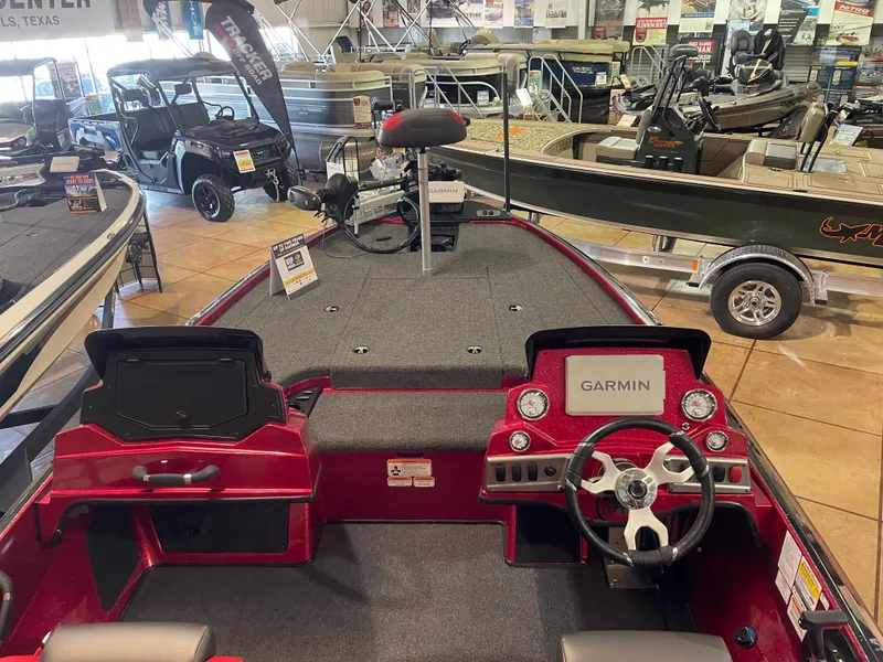 Slide: The Image of 2025 Nitro Z19 Pro boat interior with Garmin navigation system in showroom. - 9