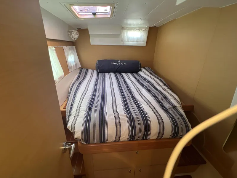 Slide: The Image of Lagoon 420 2008 - 73