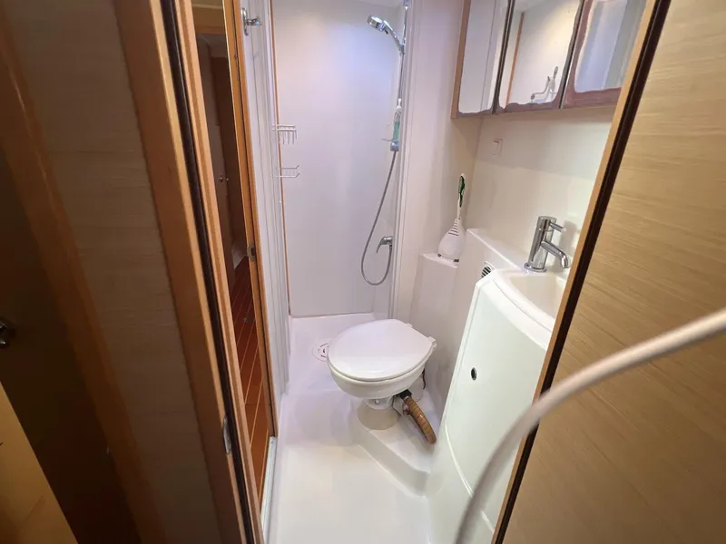 Slide: The Image of Lagoon 420 2008 - 74