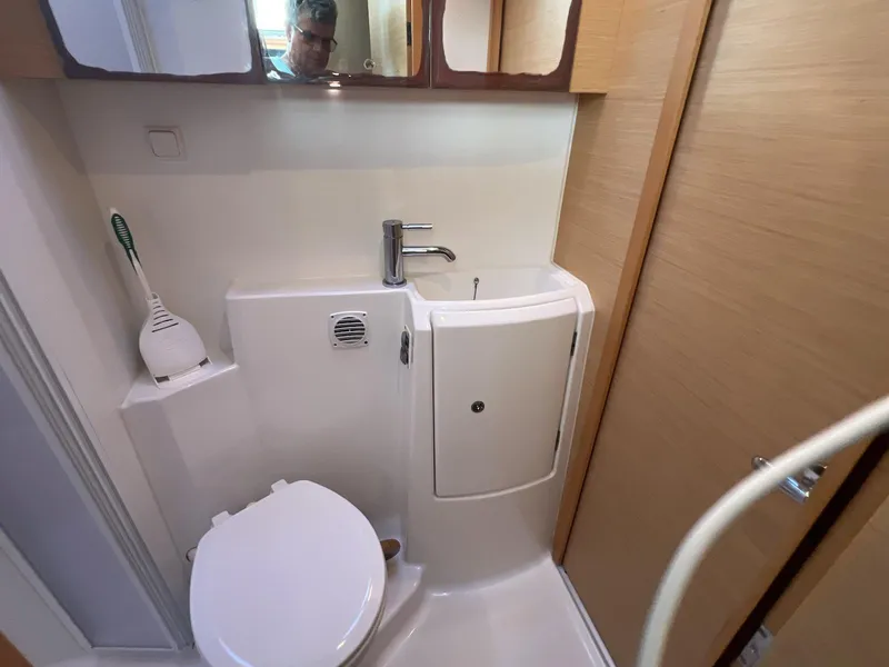 Slide: The Image of Lagoon 420 2008 - 75