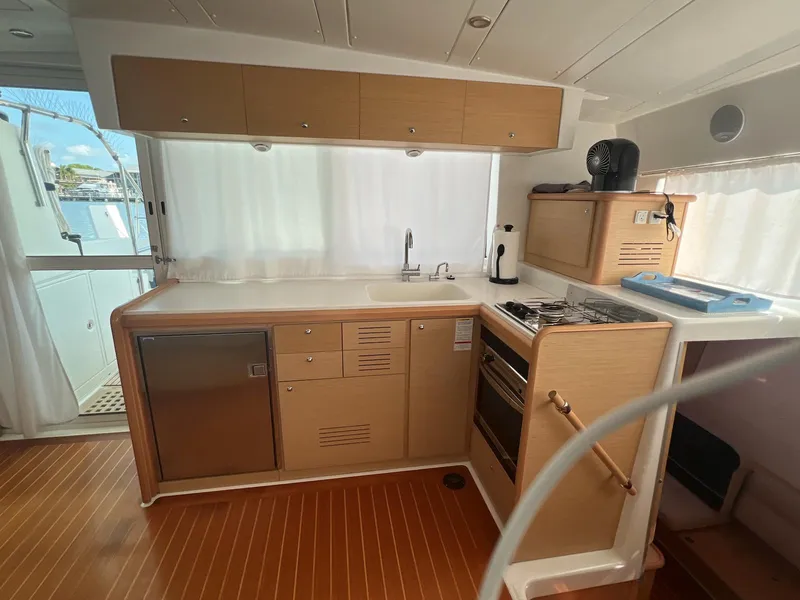 Slide: The Image of Lagoon 420 2008 - 78