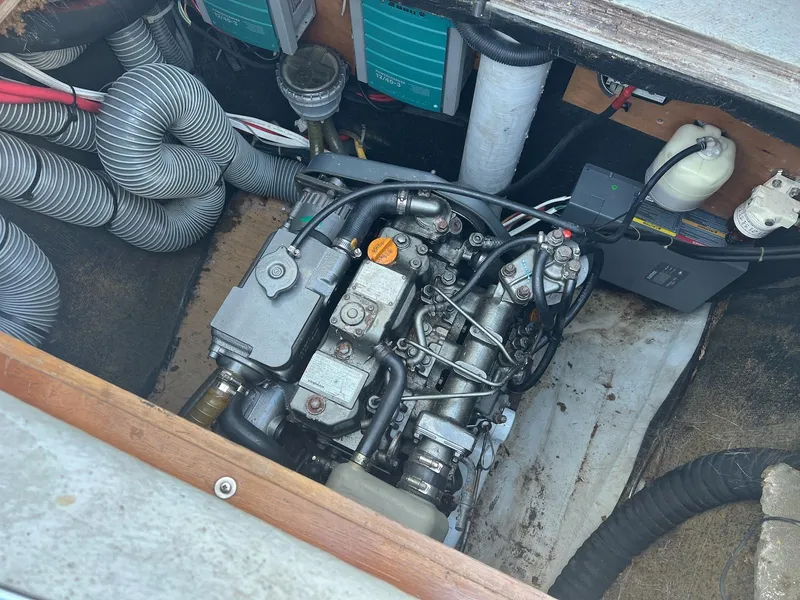 Slide: The Image of Lagoon 420 2008 - 88