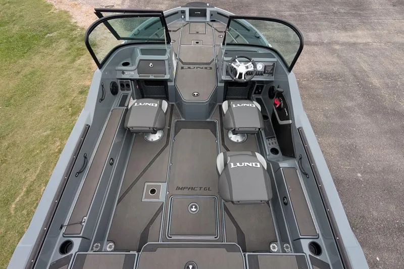 Slide: The Image of 2026 LUND 185 IMPACT GL BLUE SILVER LOCATED AT WACONDA BOATS - 4