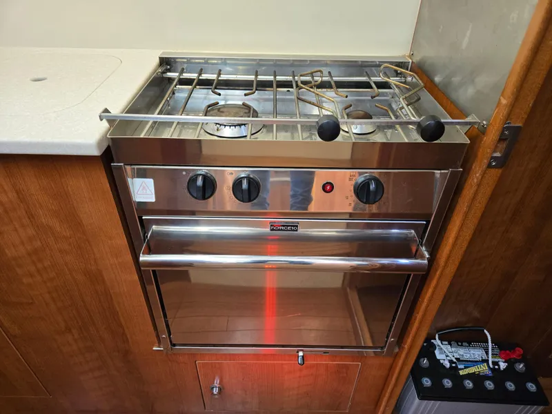 Slide: The Image of 2013 Gemini Legacy 35 stove - 23